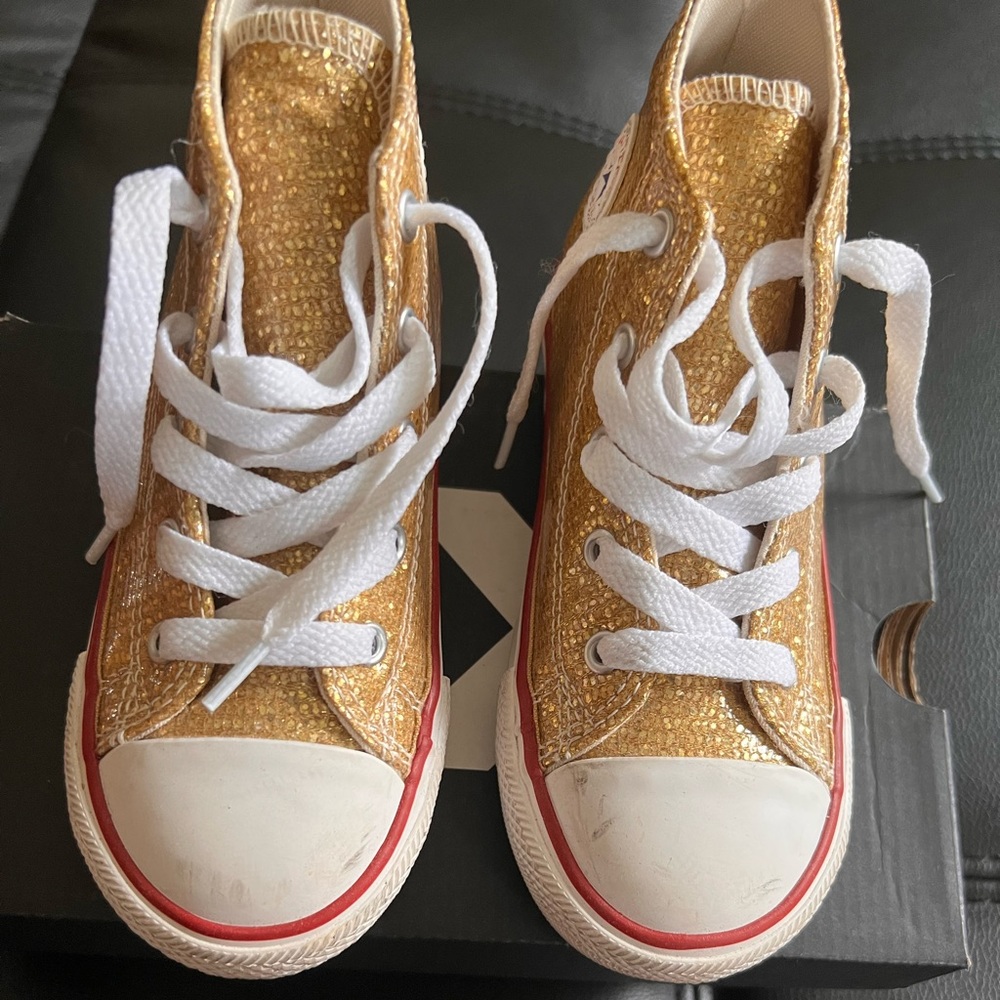 Converse Gold Glitter size 10